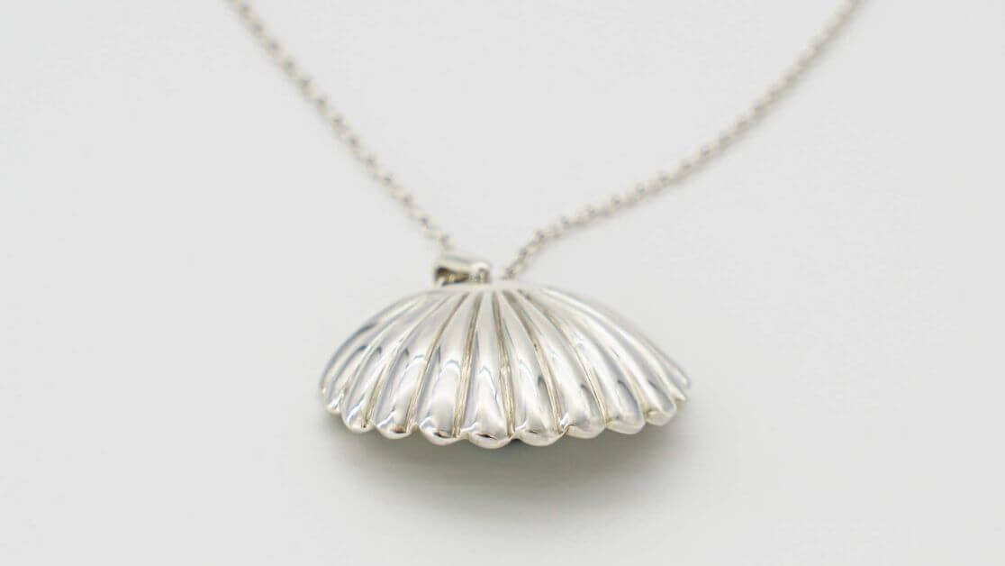 Comment entretenir quotidiennement vos bijoux en argent ? - Honu Handmade Jewellery