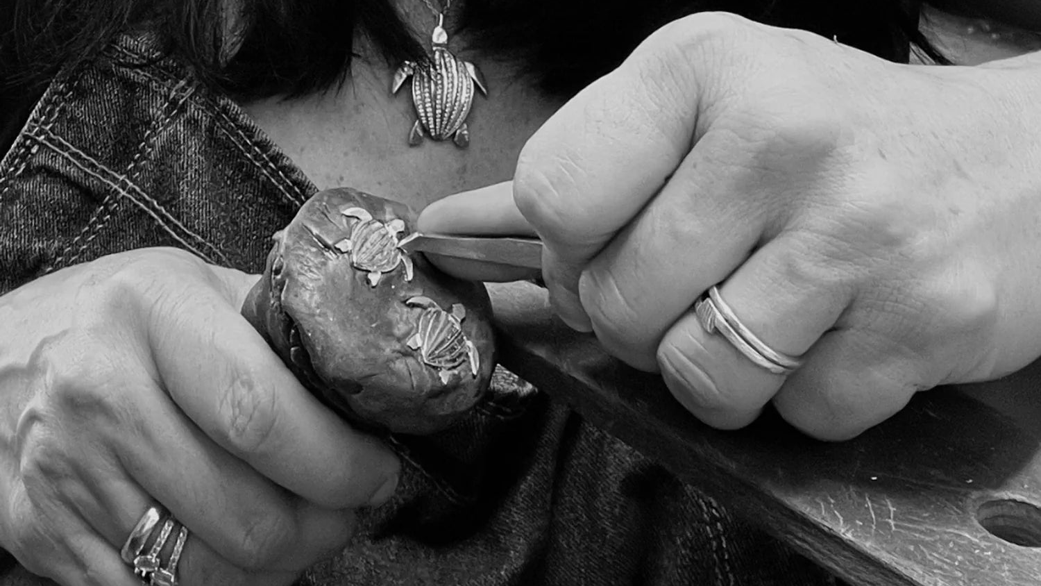 De l'atelier de Lisbonne à Milan : Honu Handmade Jewellery sélectionnée pour ARTISTAR Jewels 2026
