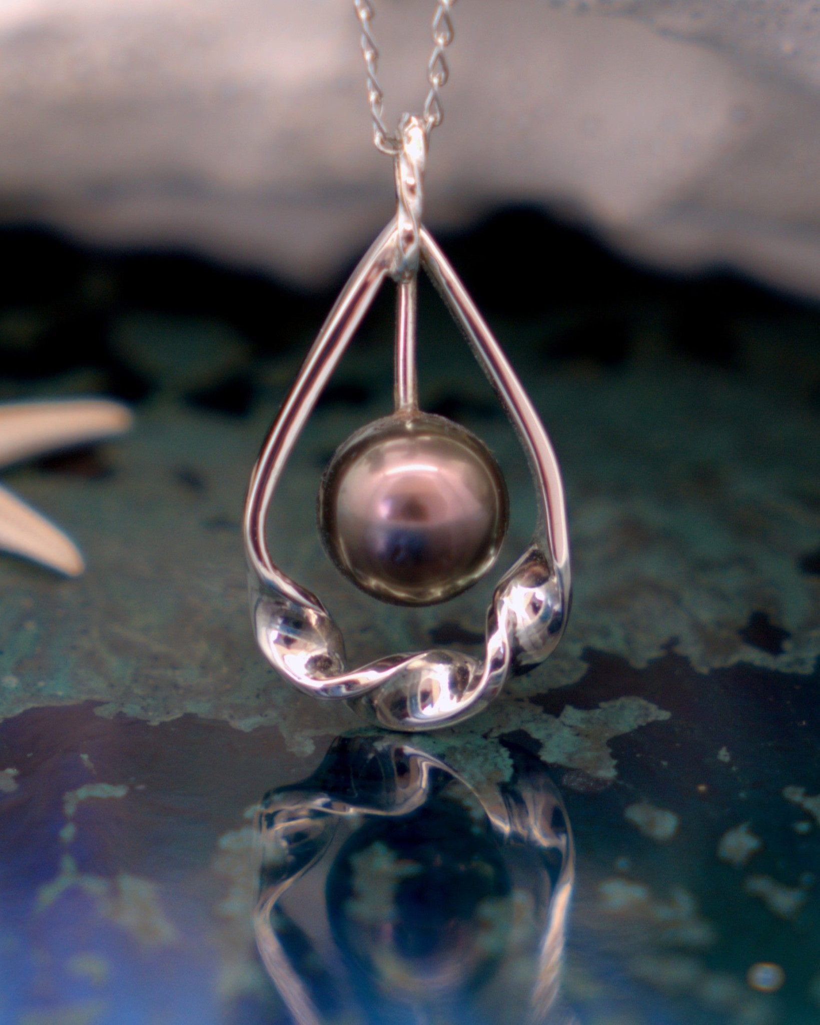Pendentif TāMahana argent 925 perle Tahiti forme pendule | Honu Handmade Jewellery