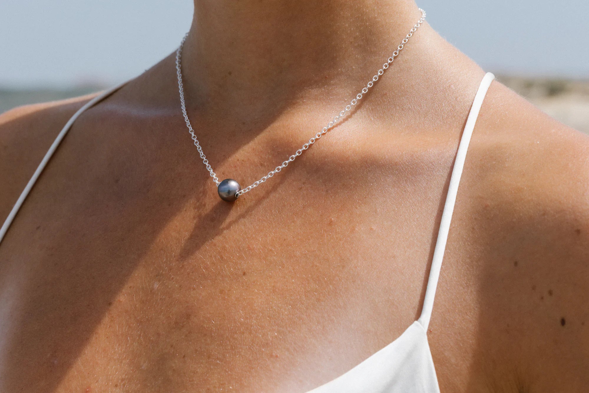 Collier Ancrage 3.14 en gros plan, de la collection Instinct, shooting Spring Summer 2026 | Honu