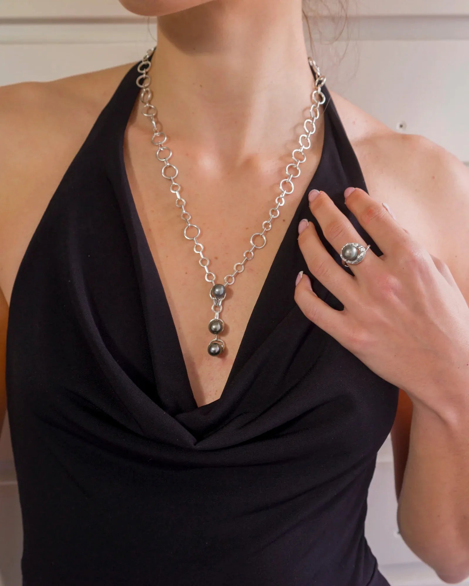 Argent massif et perle de Tahiti — Atelier Honu