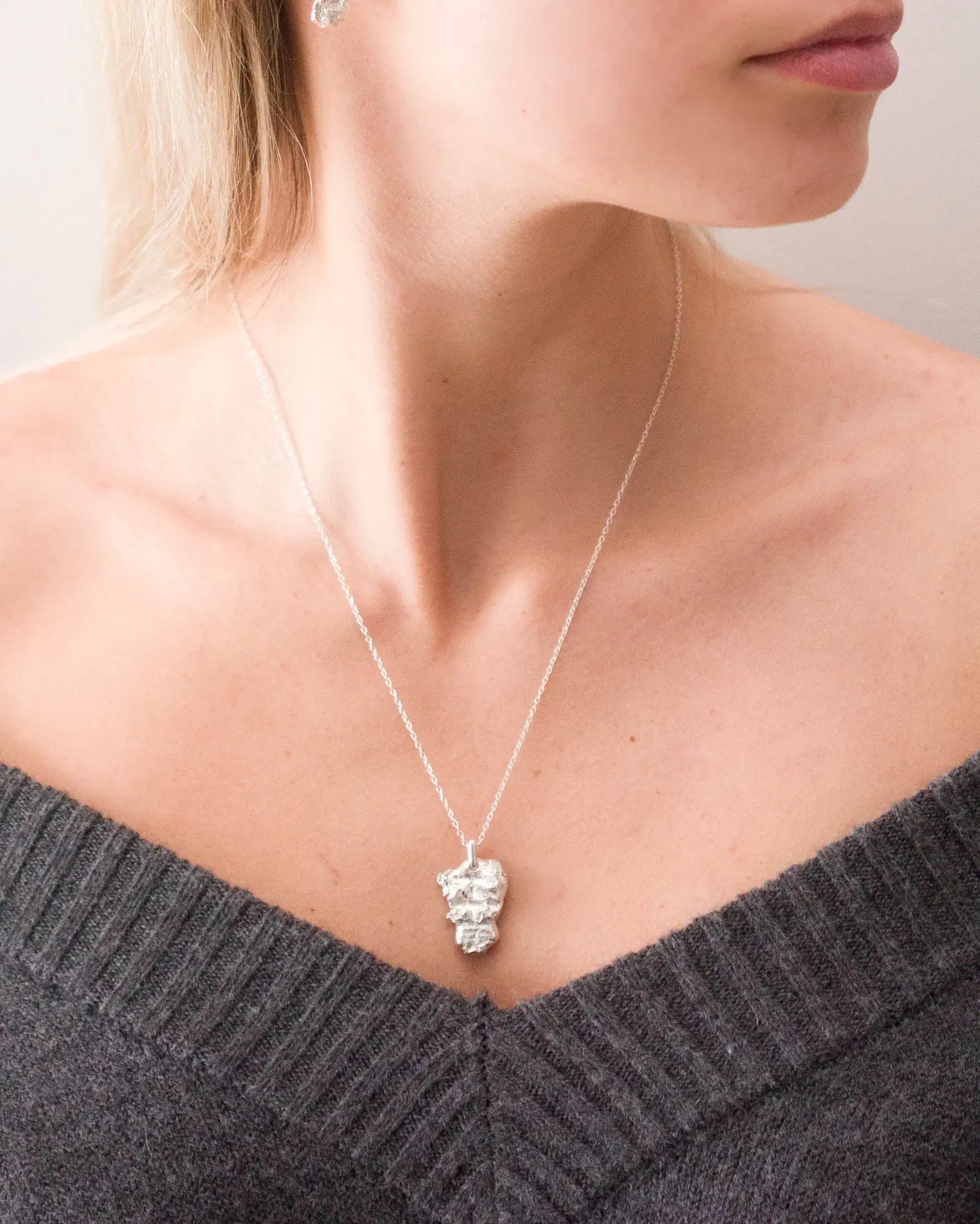 Parure Catrina argent 925 Collection Brut vue latérale
