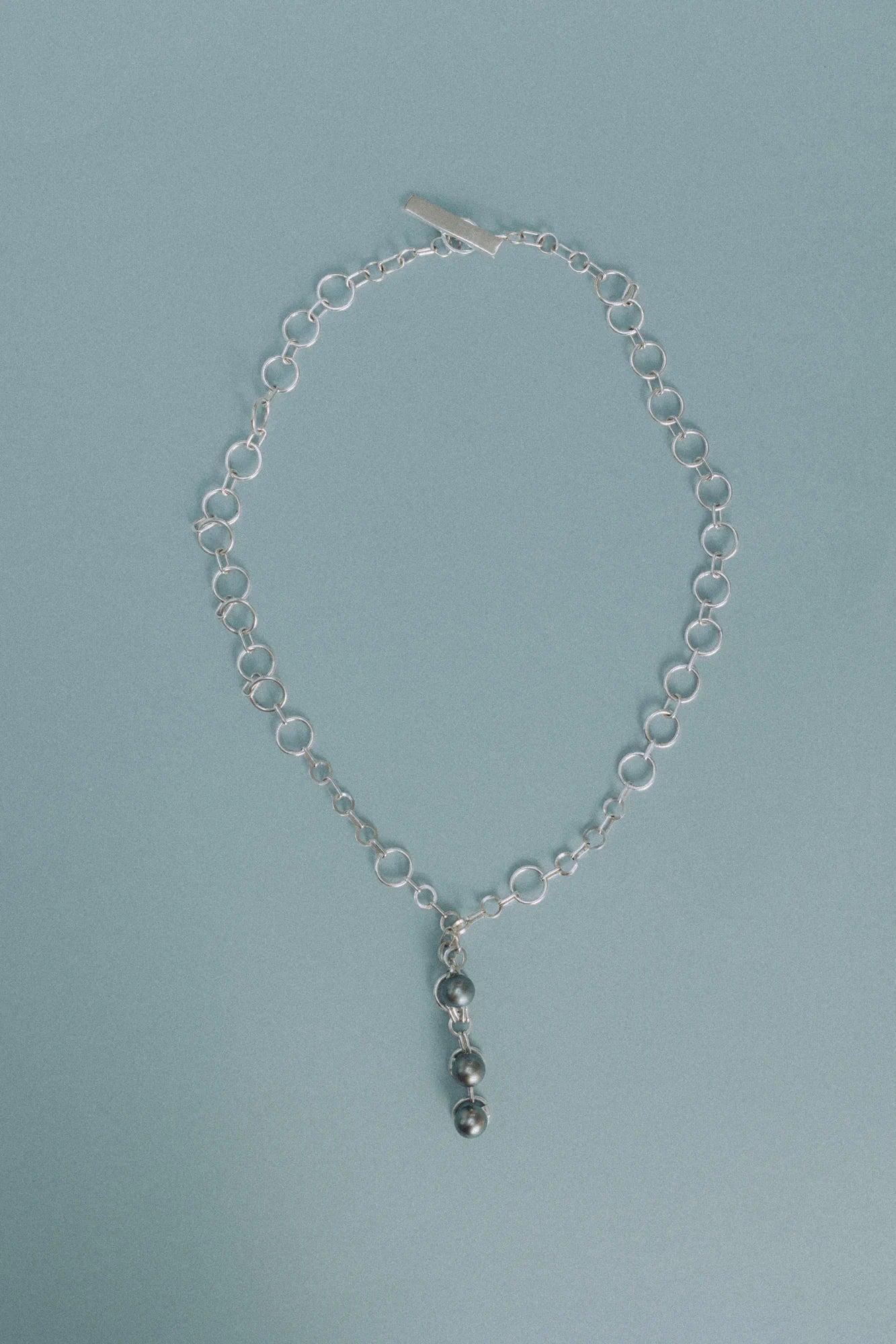 Collier TeAra, de la collection Lagon, shooting Spring Summer 2026 | Honu