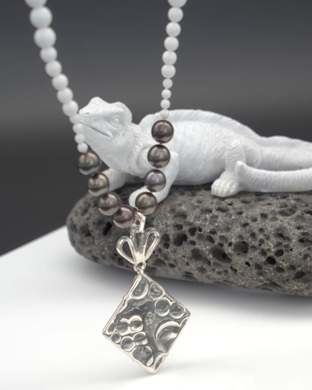 Collier Vahinoa, photo 1, Honu Handmade Jewellery