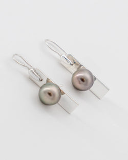 Détail perles de Tahiti 9 mm — Boucles Flappers, collection Joséphine B.