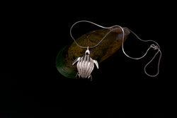 Totem Luth pendant, Totem Luth Collection | Honu