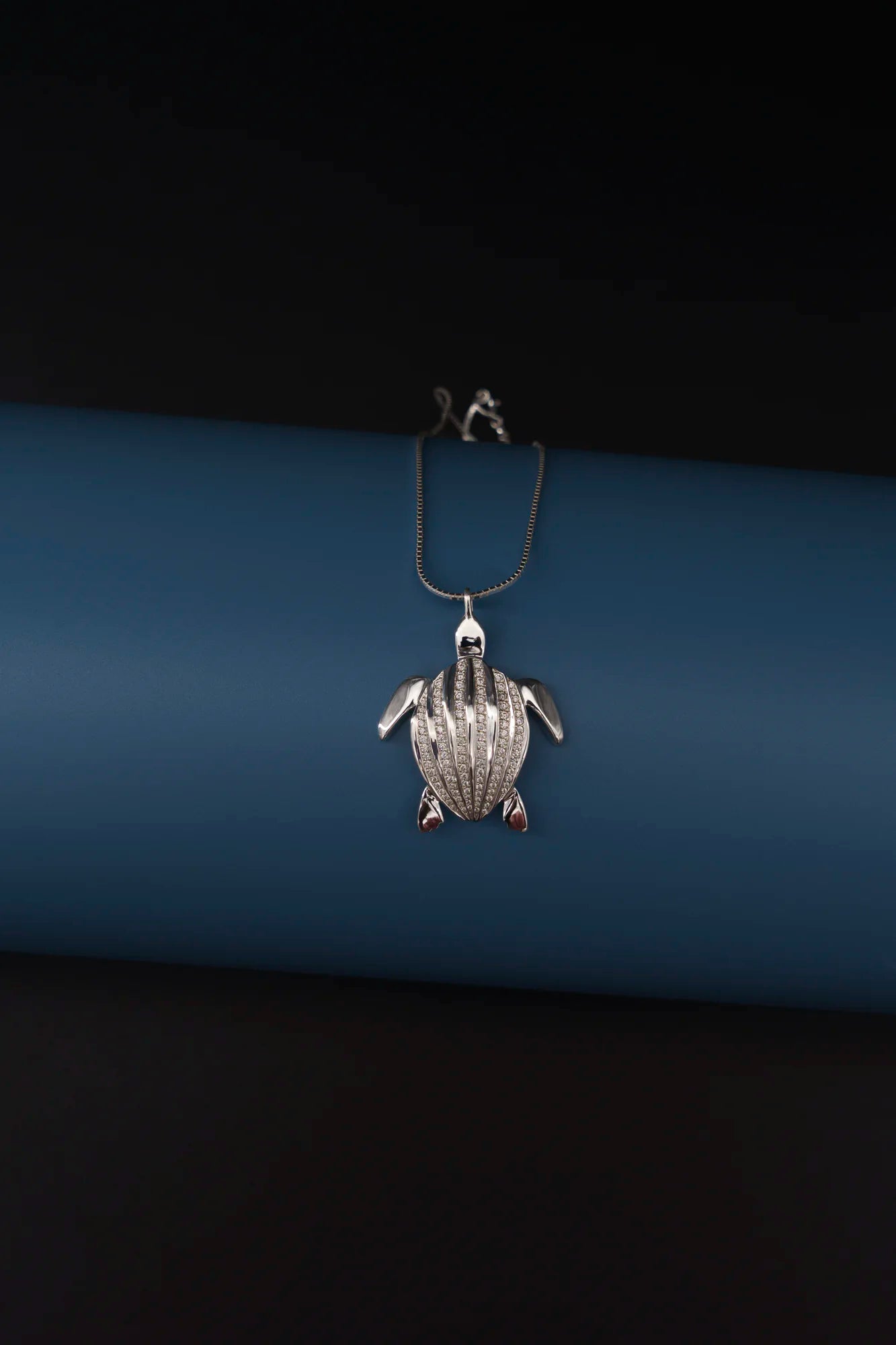 Totem Luth pendant, Totem Luth Collection | Honu