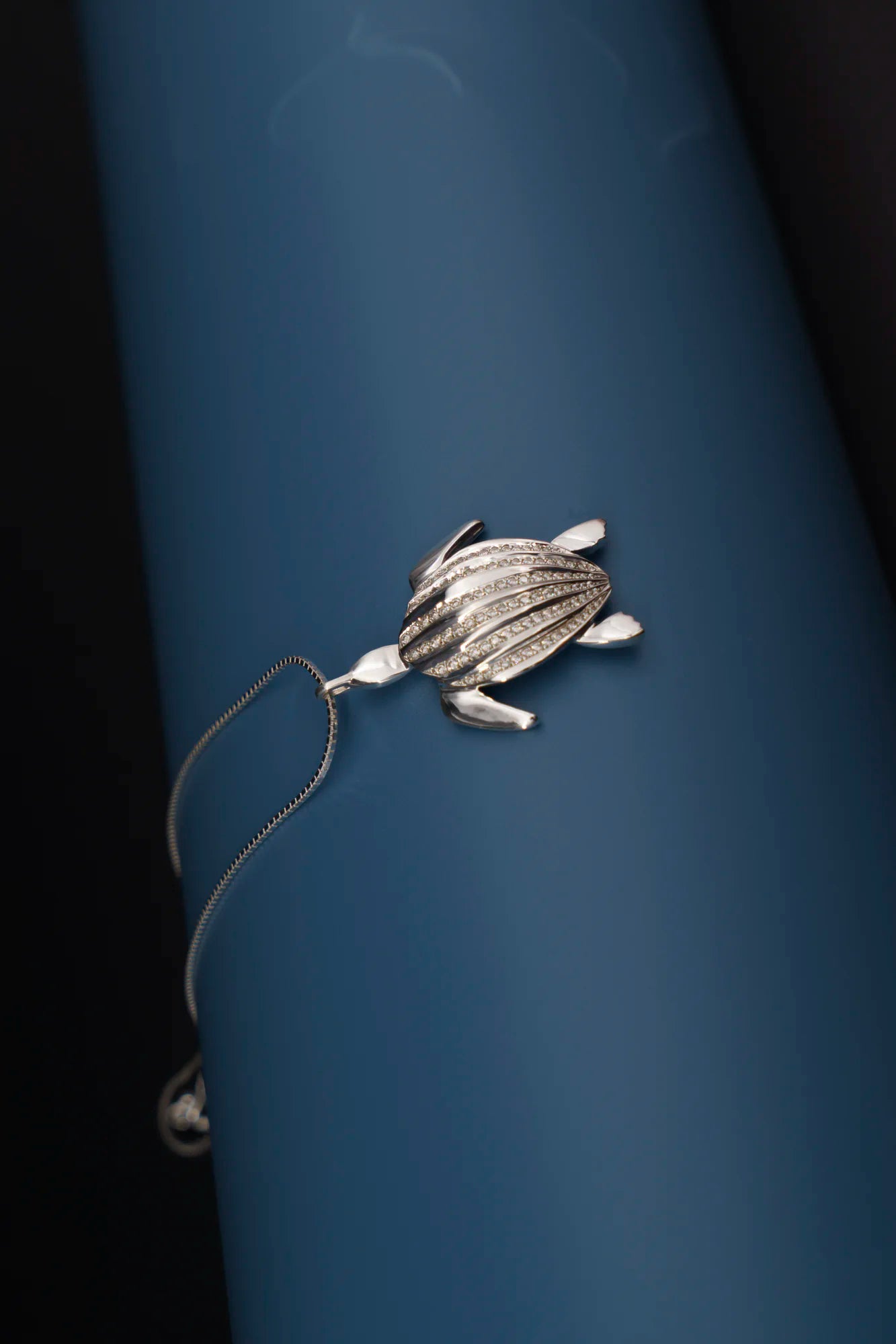 Totem Luth pendant, Totem Luth Collection | Honu