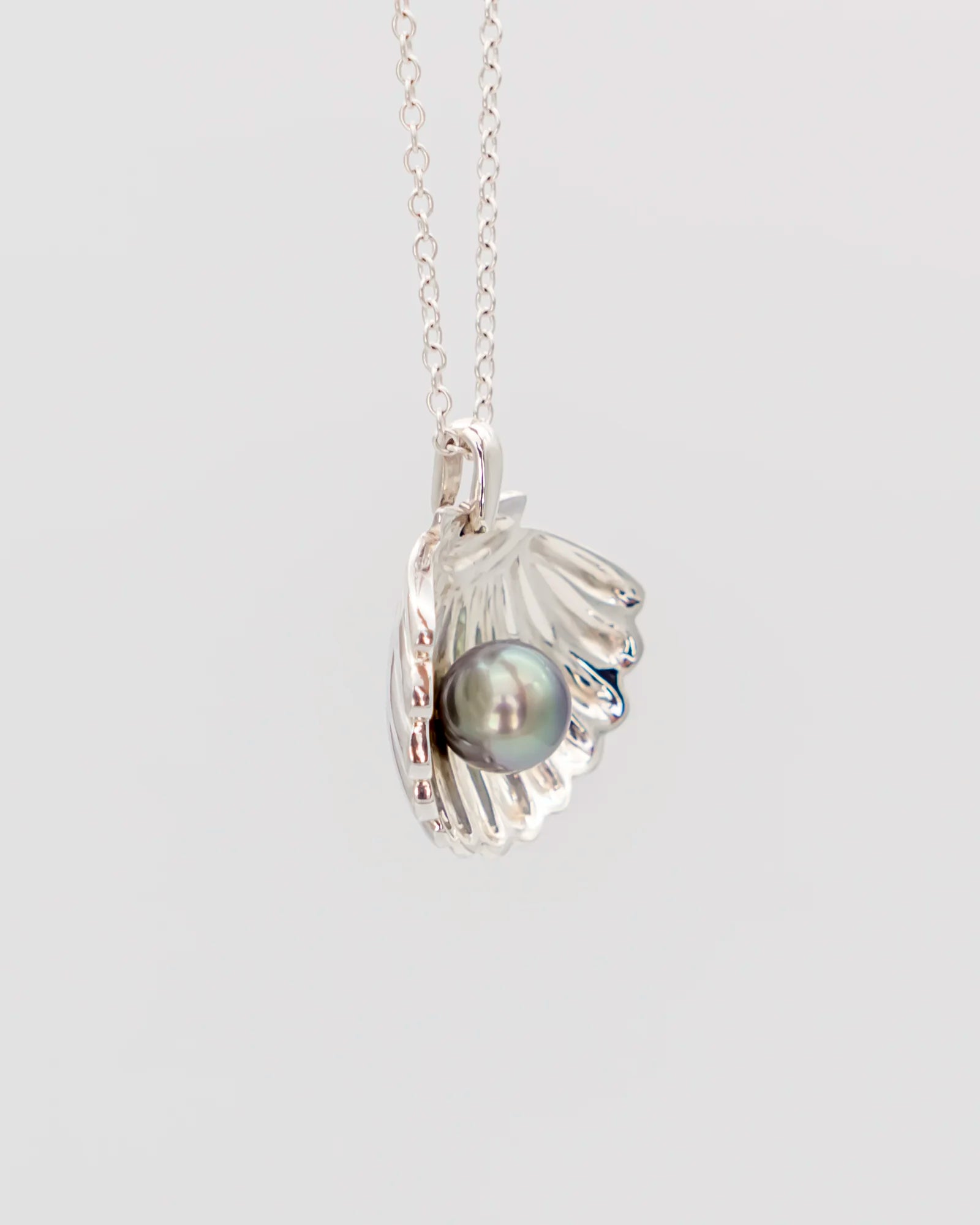 Pendentif Vaihau n2 collection Lagon ambiance perle Tahiti refuge argent | Honu Handmade Jewellery