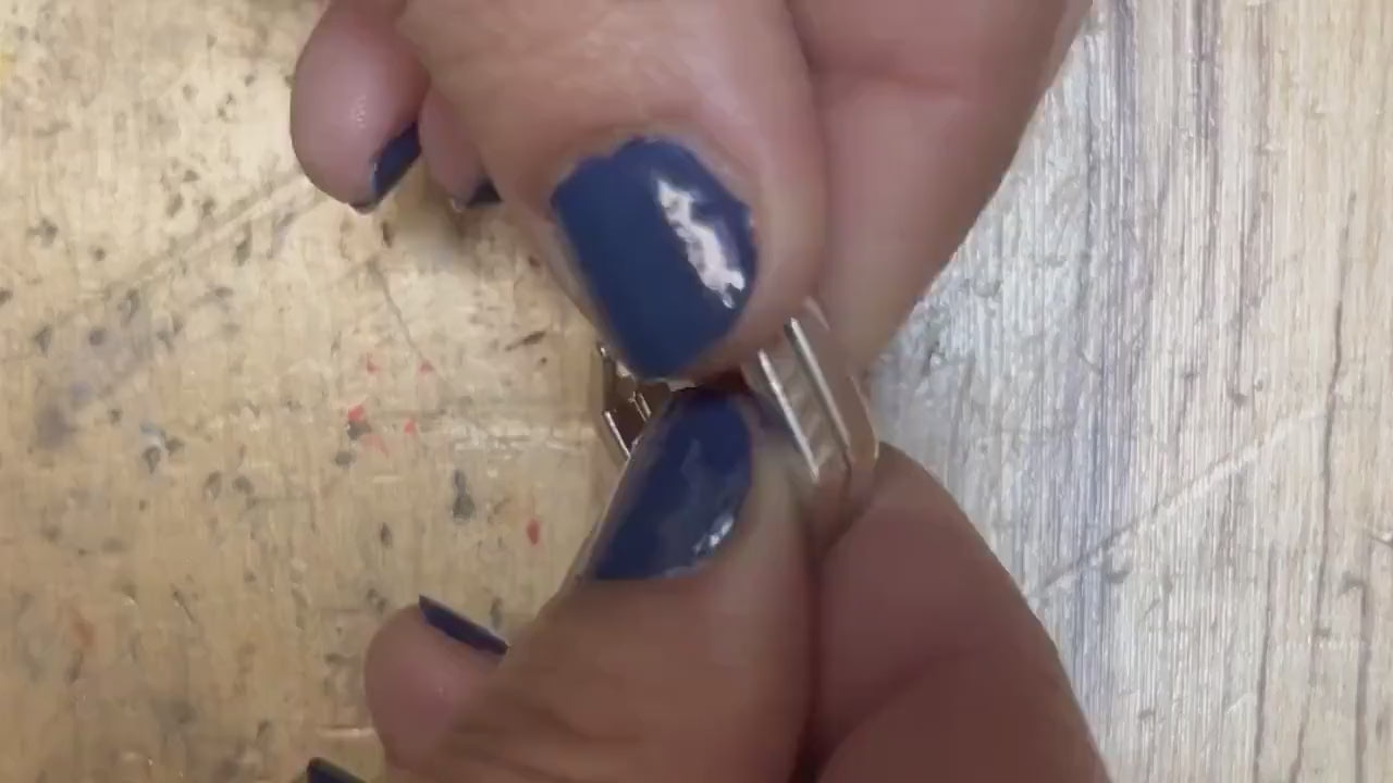 Conception artisanale bague exagonale | Honu Handmade Jewellery