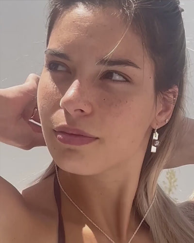 Vidéo boucles oreilles Flappers mouvement détails artisanaux